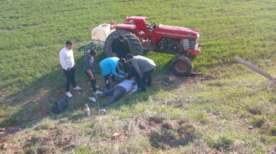 Traktör Devrildi, Sürücü Hayatını Kaybetti