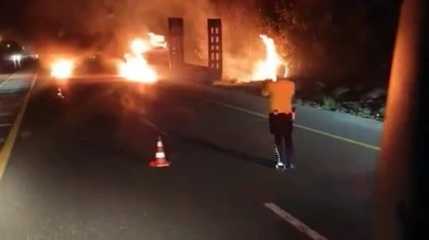 Tır Yangını Panik Yarattı