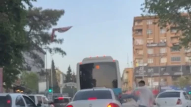 Trafikte Kavga O Anlar Kamerada