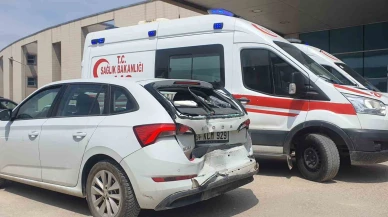 Arkadan Çarpan Kamyonet 3 Kişiyi Yaraladı