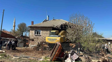 Beyşehir'deki Yangında Ev Küller İçinde Kaldı