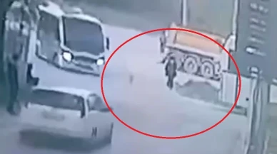 Önce Kadına, Sonra Araçlara Çarptı