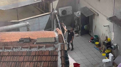 Yangını Film İzler Gibi Seyrettiler