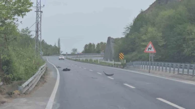 Tır Yol Ortasında Savruldu