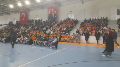 Raylarda Tiyatro Keyfi