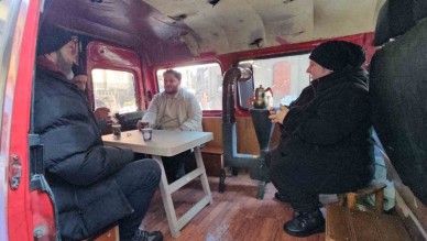Minibüs Soba ile Sıcak Buluşma Noktasına Dönüştü!