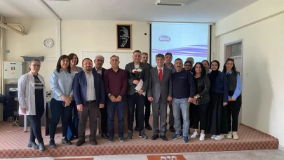 Sivas Cumhuriyet Üniversitesi’nde “Aile İçi İletişim” Konulu Seminer Düzenlendi