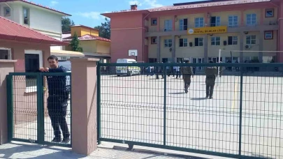 Sosyal Bilimler Lisesi’nde Katliam: 2 Kadın Silahla Vuruldu