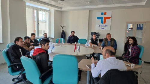 Sivas İŞKUR’dan Engelli Bireylere İş Kulübü Eğitimi