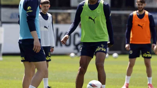 Fenerbahçe Eyüpspor Maçı İçin Hazırlıklarını Sürdürüyor