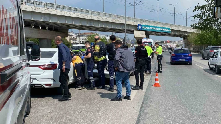 Kocaeli'de Zincirleme Trafik Kazası: 3 Yaralı