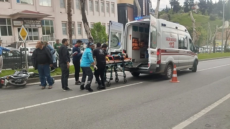 Kahramanmaraş'ta Motosikletin Çarptığı Yaya Ağır Yaralandı