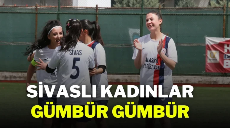 Sivaslı Kadınlar Gümbür Gümbür