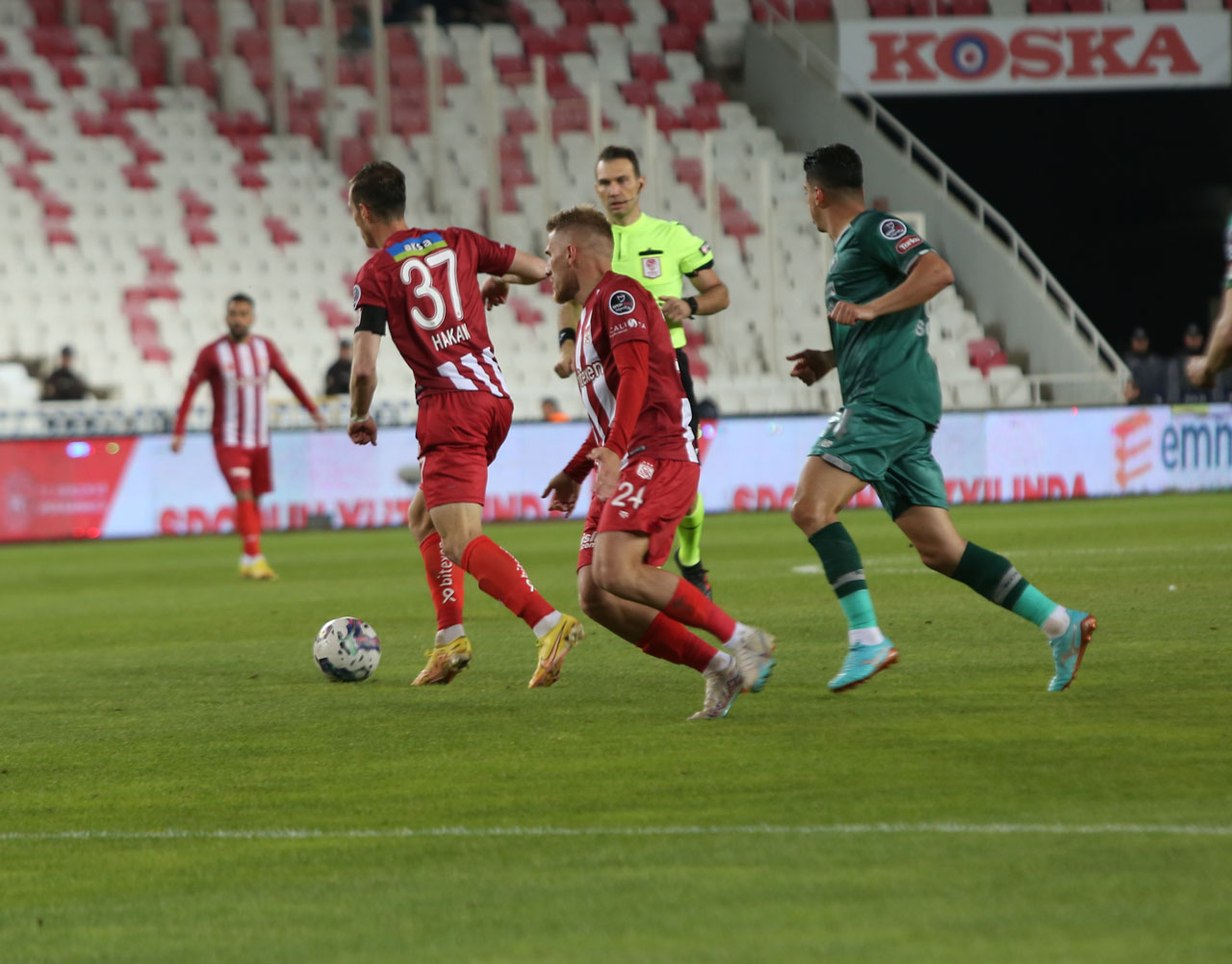 Sivasspor Müsabaka Oynamadan Tamamlayacak