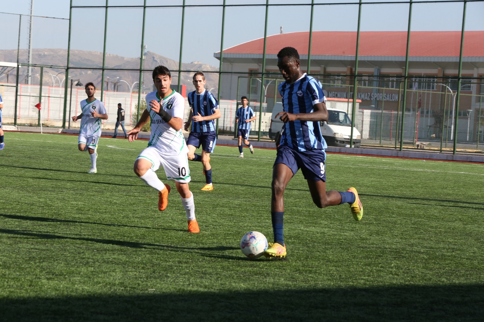 ee9d6d84-efcf-49e8-8851-54679f7dcd23