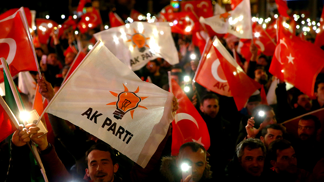 2020 08 Erdogan Ak Parti Bayraklar-1