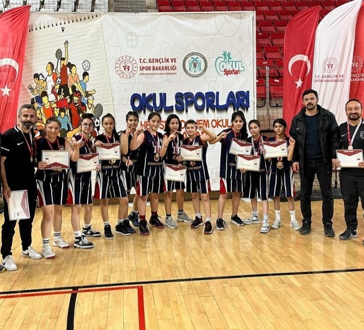 Potanın Kraliçeleri Yarı Finallere Uçtu! 2