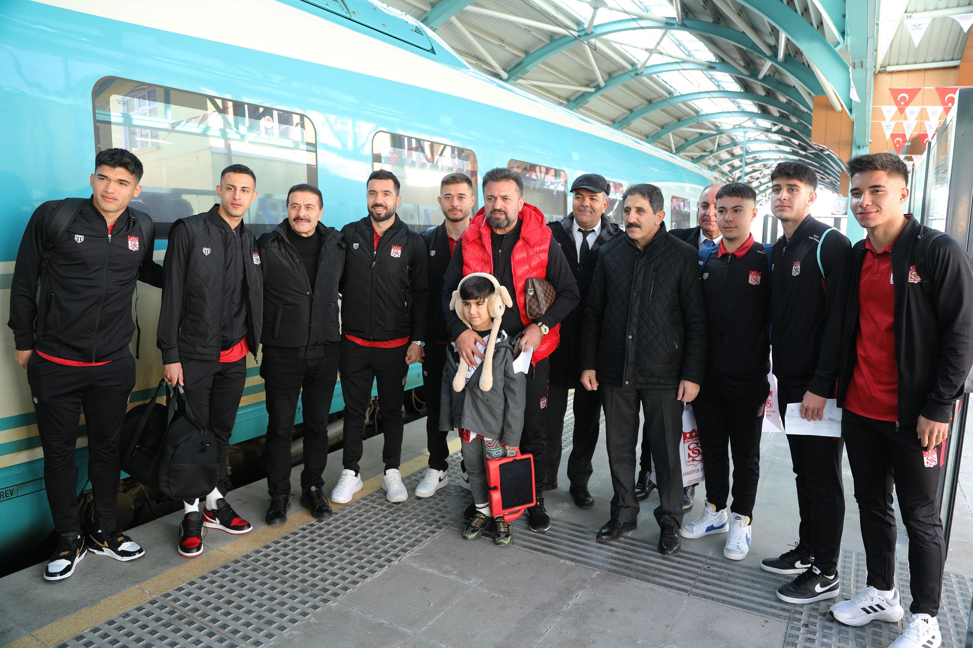 Si̇vasspor Hizli Tren