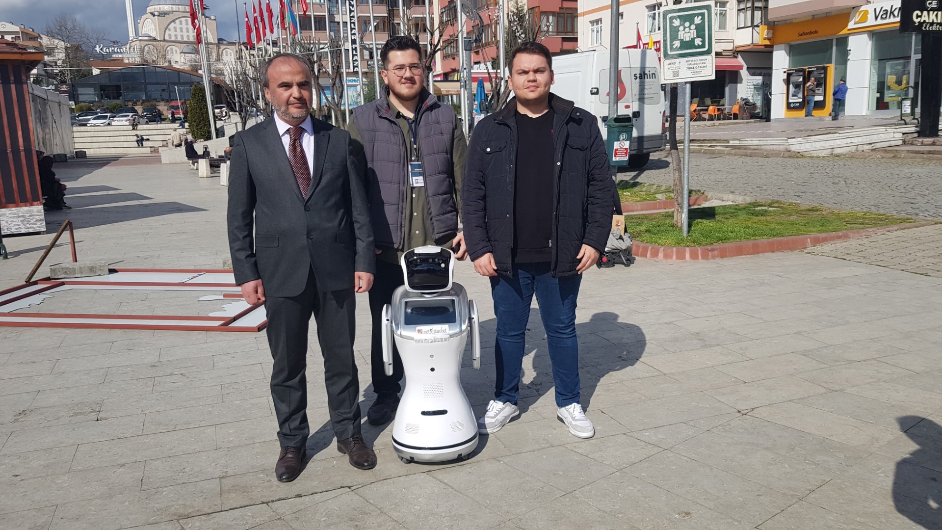 Robot (2)