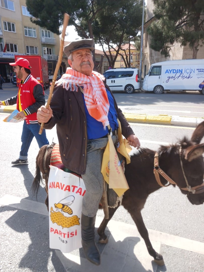 Eşek Seçim Kamp (1)