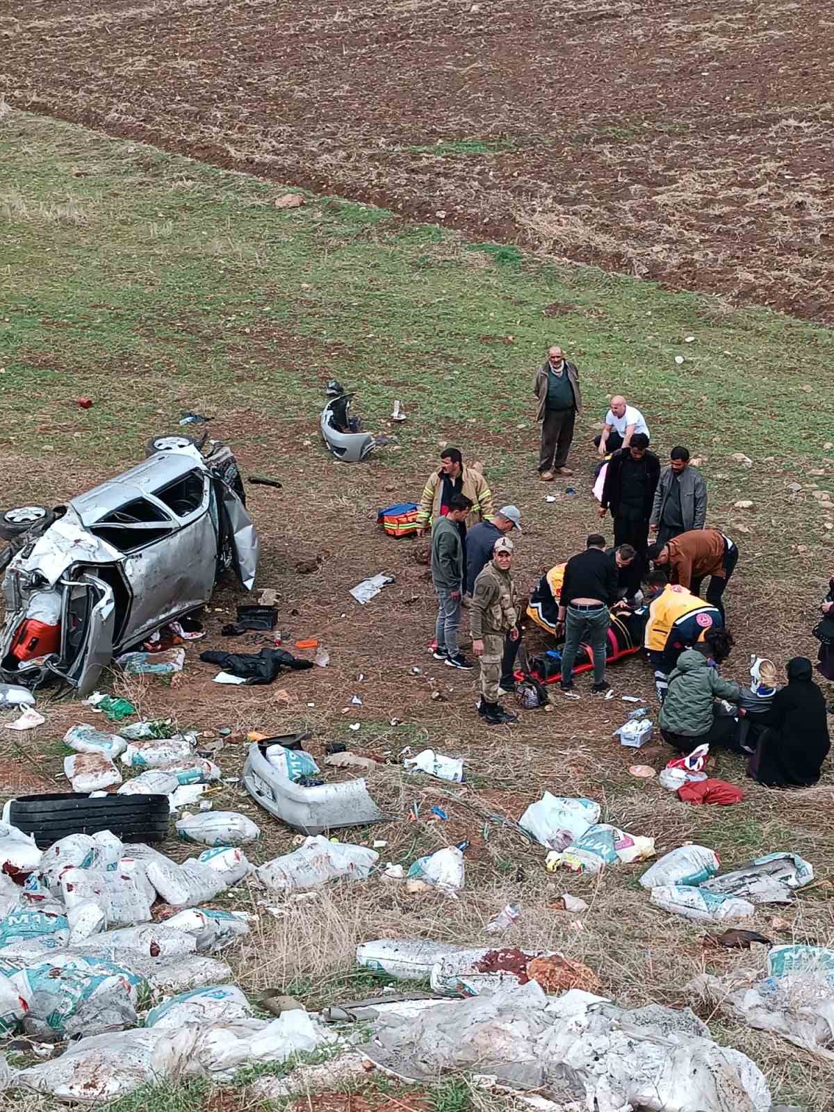 bayram-ziyaretine-giden-aile-kaza-yapti-5-yarali