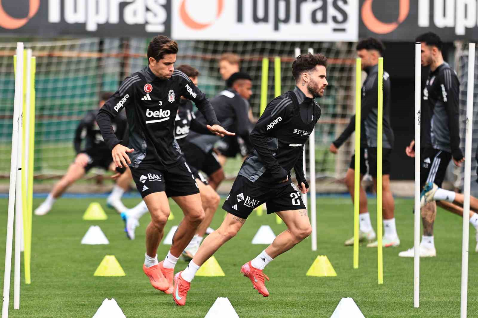 besiktas-galatasaray-derbisinin-hazirliklarini-tamamladi