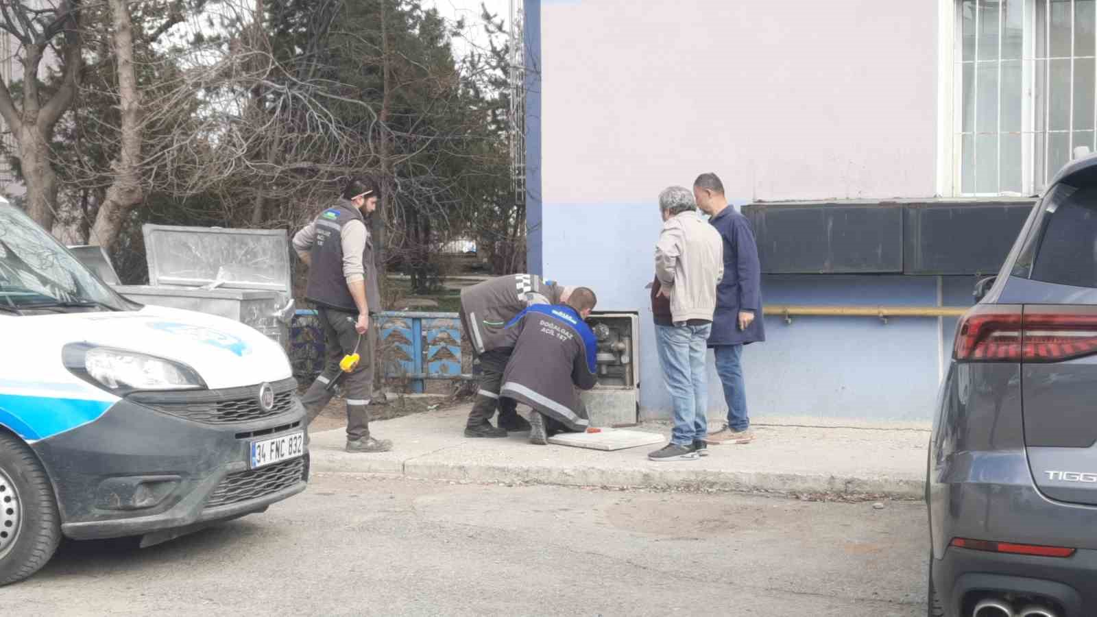 gaz-kacagi-panige-neden-oldu