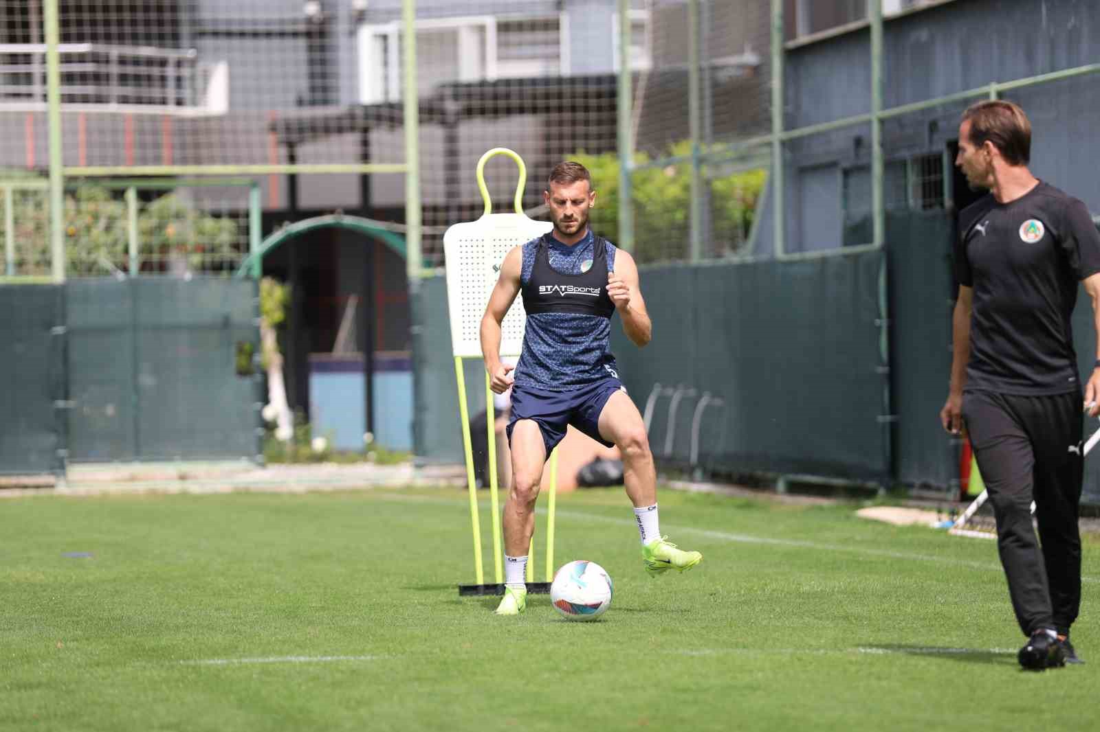 alanyaspor-kayserispor-maci-hazirliklarina-basladi