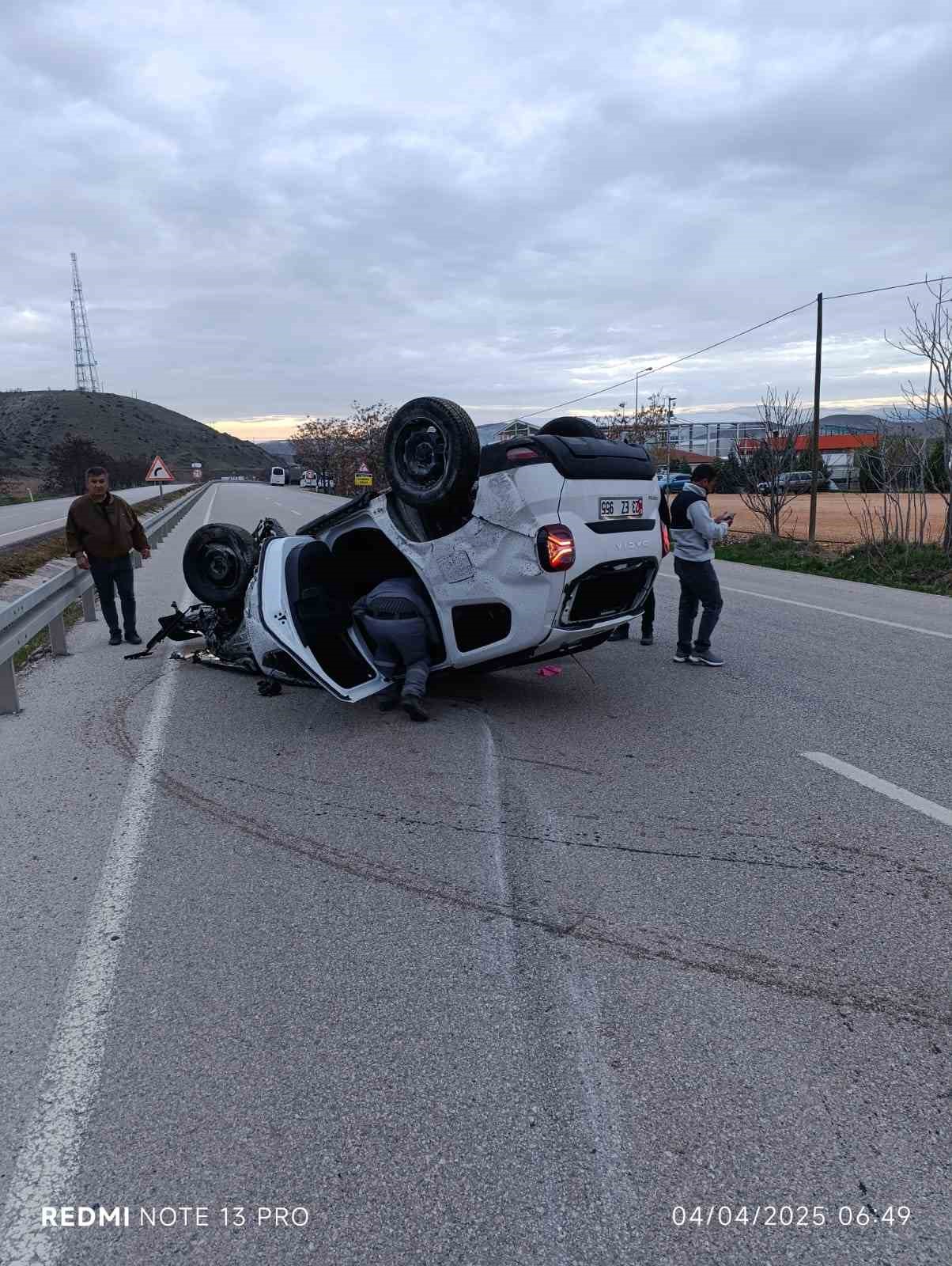 ankarada-kontrolden-cikan-otomobil-takla-atti-3-yarali