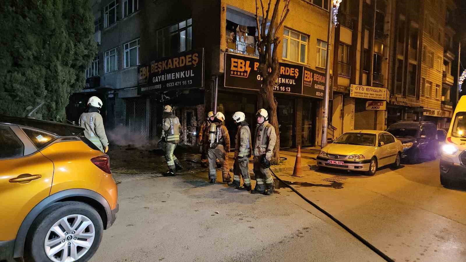 bayrampasada-korkutan-dogal-gaz-yangini