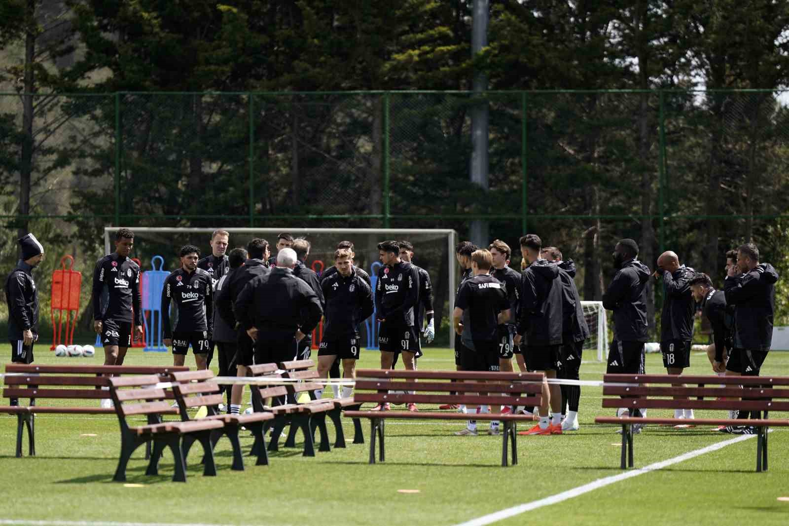 besiktas-fenerbahce-maci-hazirliklarini-surdurdu