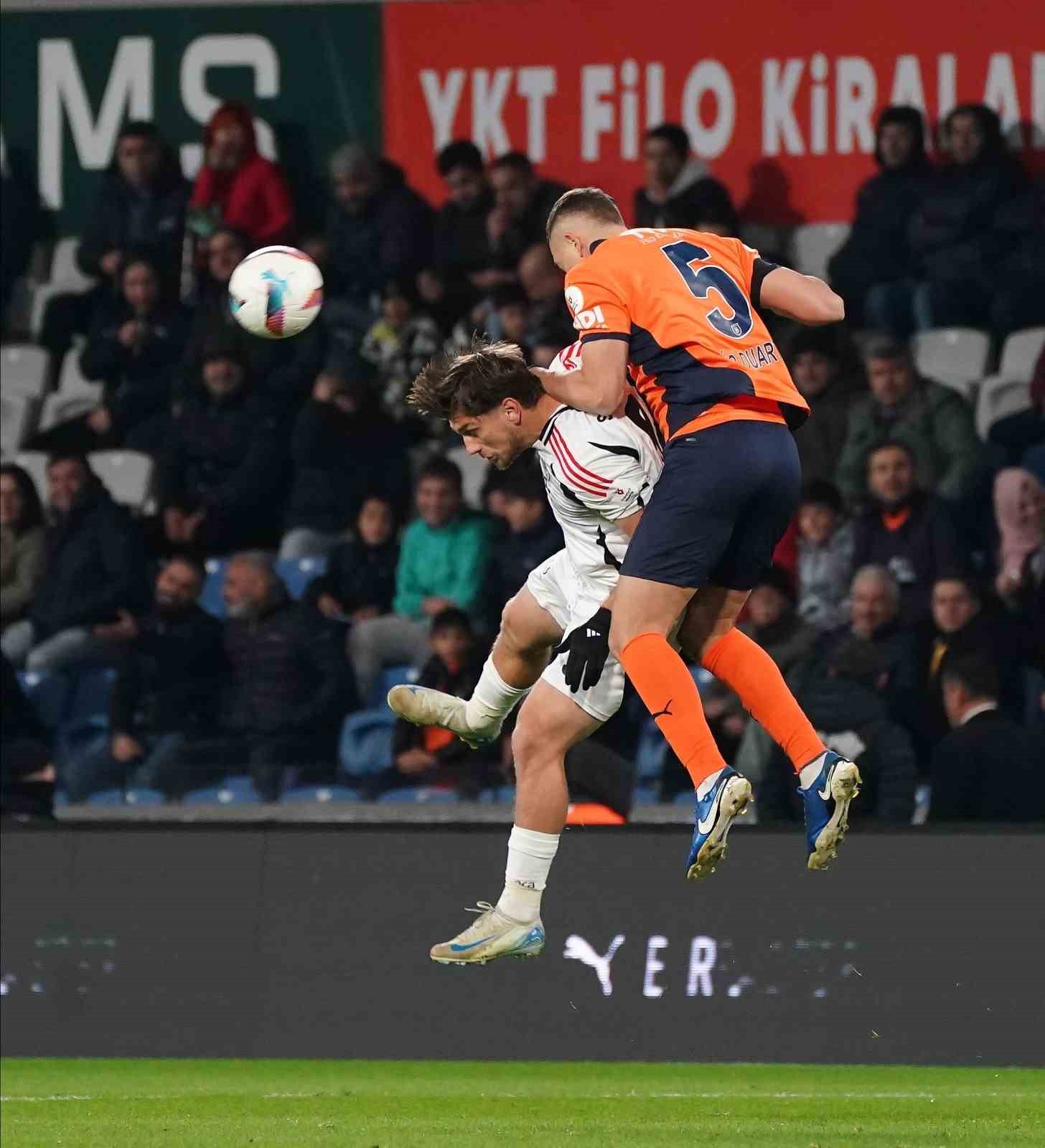 besiktas-ile-basaksehir-22-randevuda