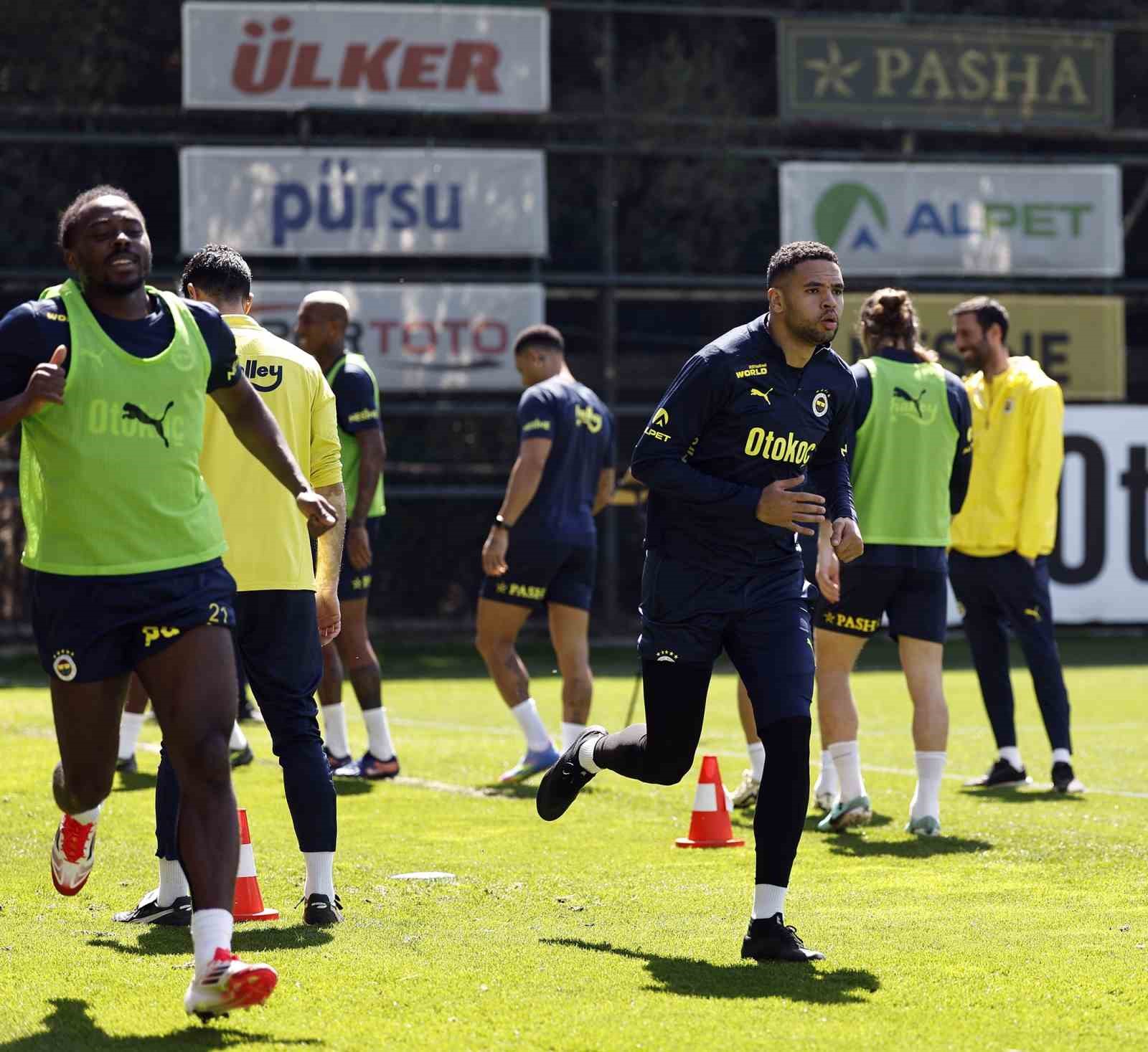 fenerbahce-kayserispor-maci-hazirliklarini-surdurdu