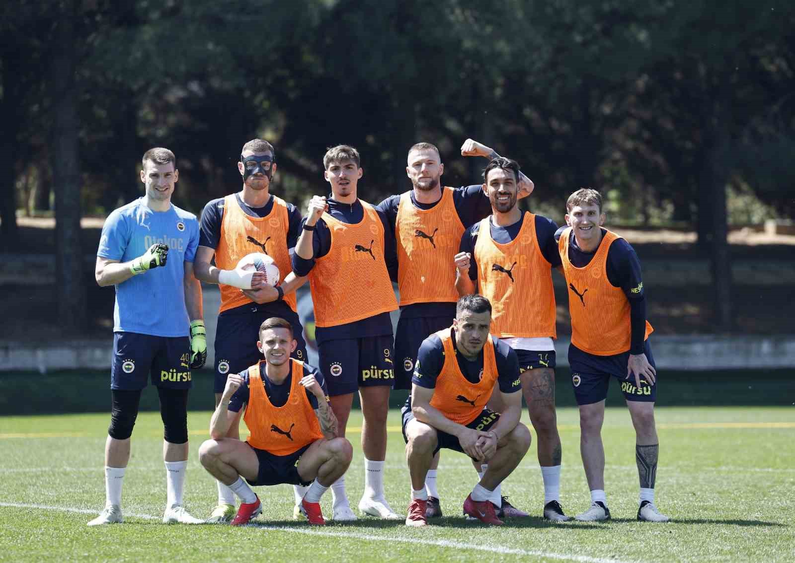 fenerbahce-kayserispor-maci-hazirliklarini-surdurdu