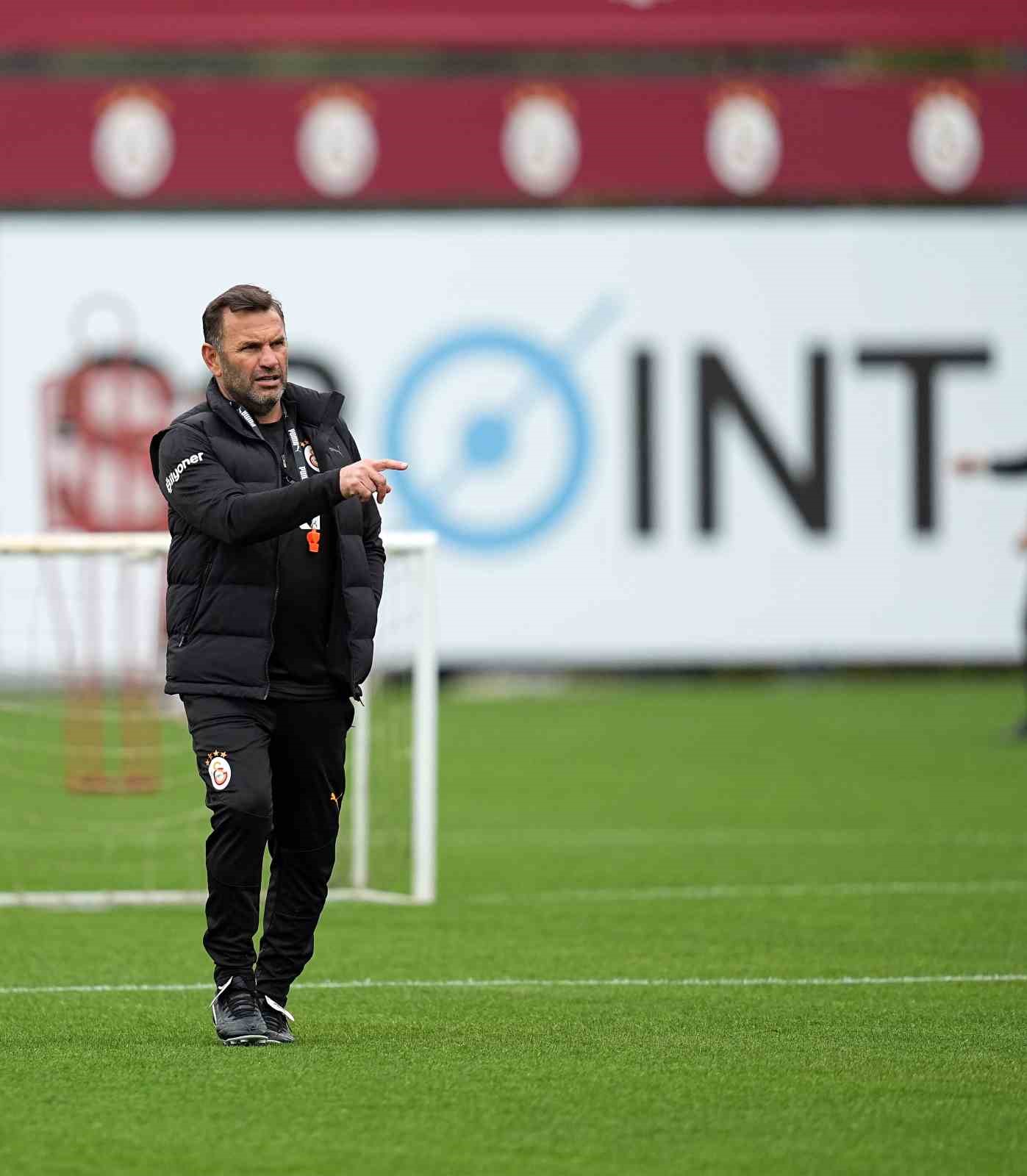 galatasaray-eyupspor-maci-hazirliklarina-devam-etti