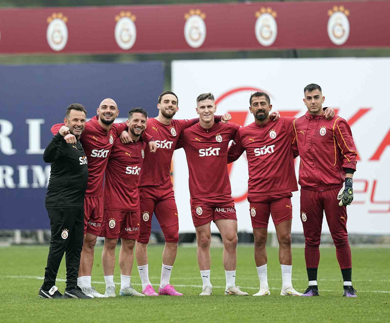 galatasaray-konyaspor-maci-hazirliklarina-ara-vermeden-basladi