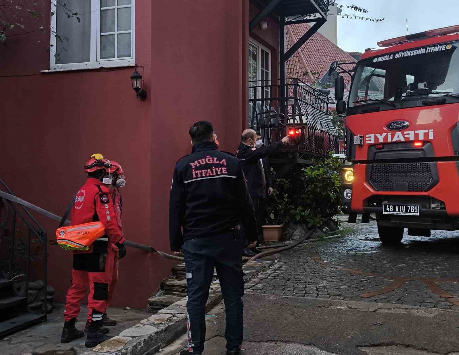 marmaristeki-otel-yangininda-5i-cocuk-17si-yabanci-uyruklu-24-kisi-etkilendi
