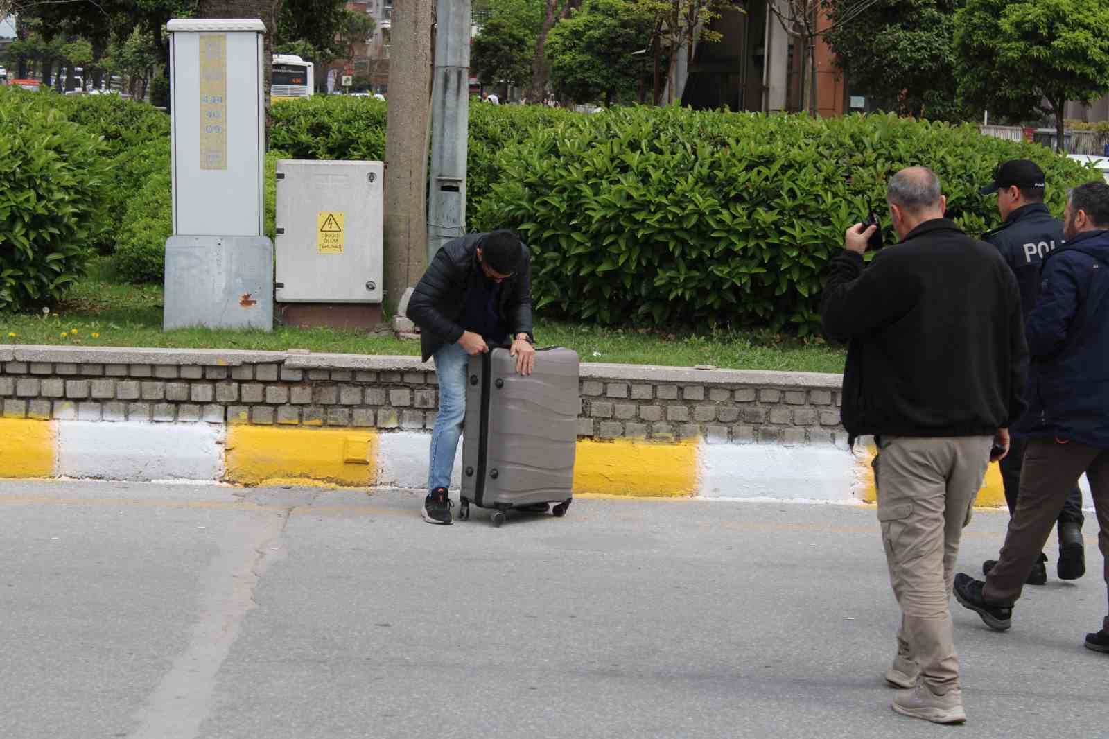 minibusten-dusen-valiz-ekipleri-harekete-gecirdi