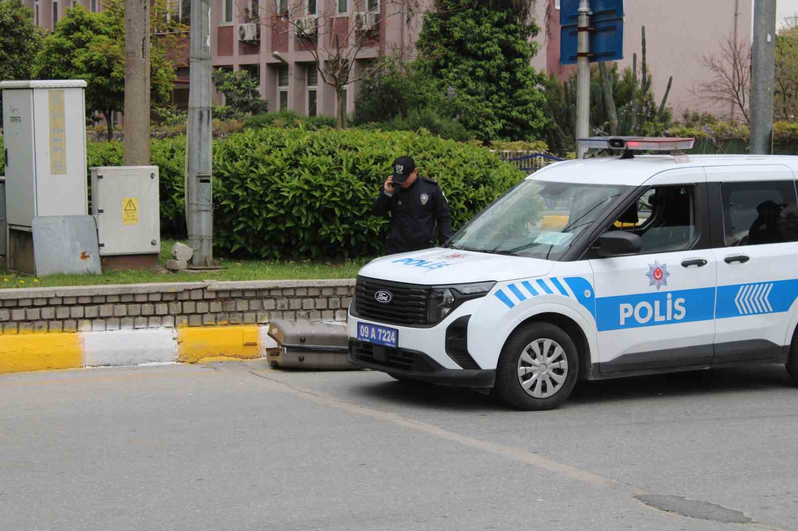 minibusten-dusen-valiz-ekipleri-harekete-gecirdi