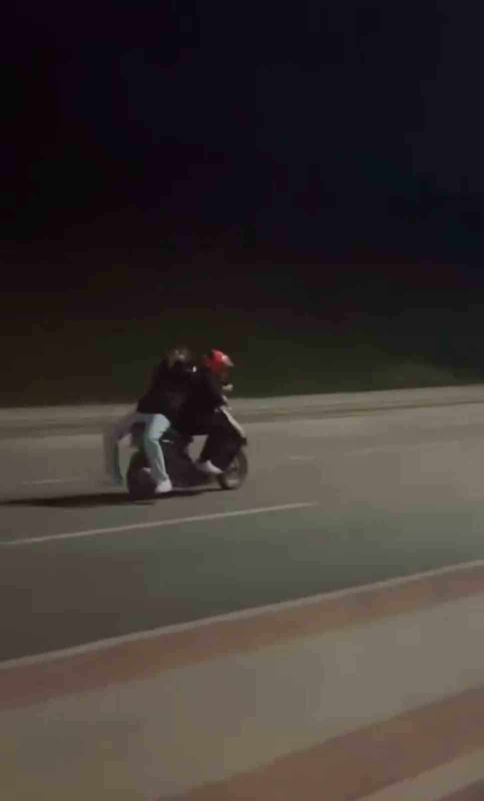 motosiklete-ters-bindi-tehlikeli-anlar-kamerada
