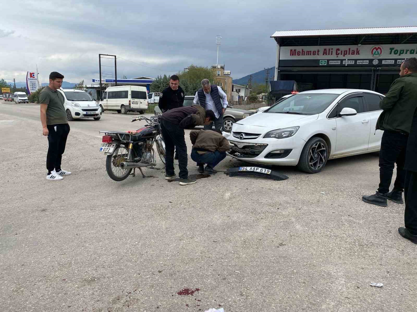 osmaniyede-otomobil-ile-motosiklet-carpisti-2-yarali