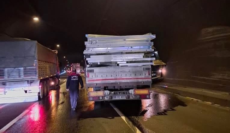 osmaniyede-tunelde-trafik-kazasi-1-yarali