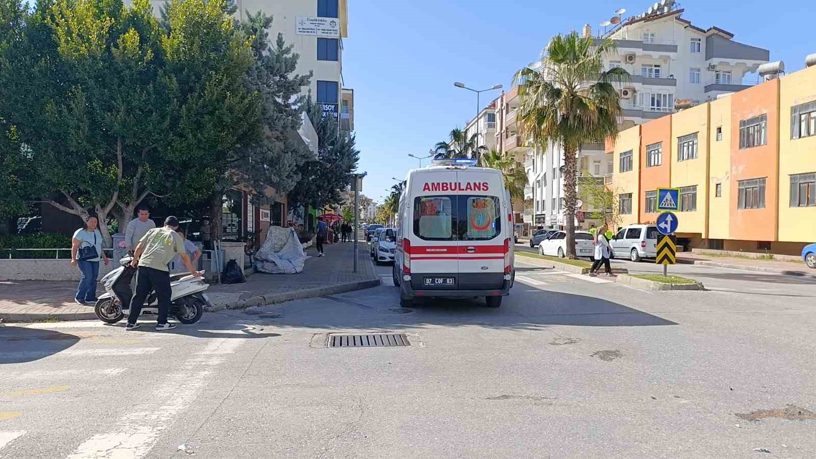 otomobil-ile-carpisan-motosiklet-surucusu-yaralandi