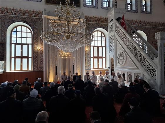 sehit-polisler-icin-mevlid-okutuldu