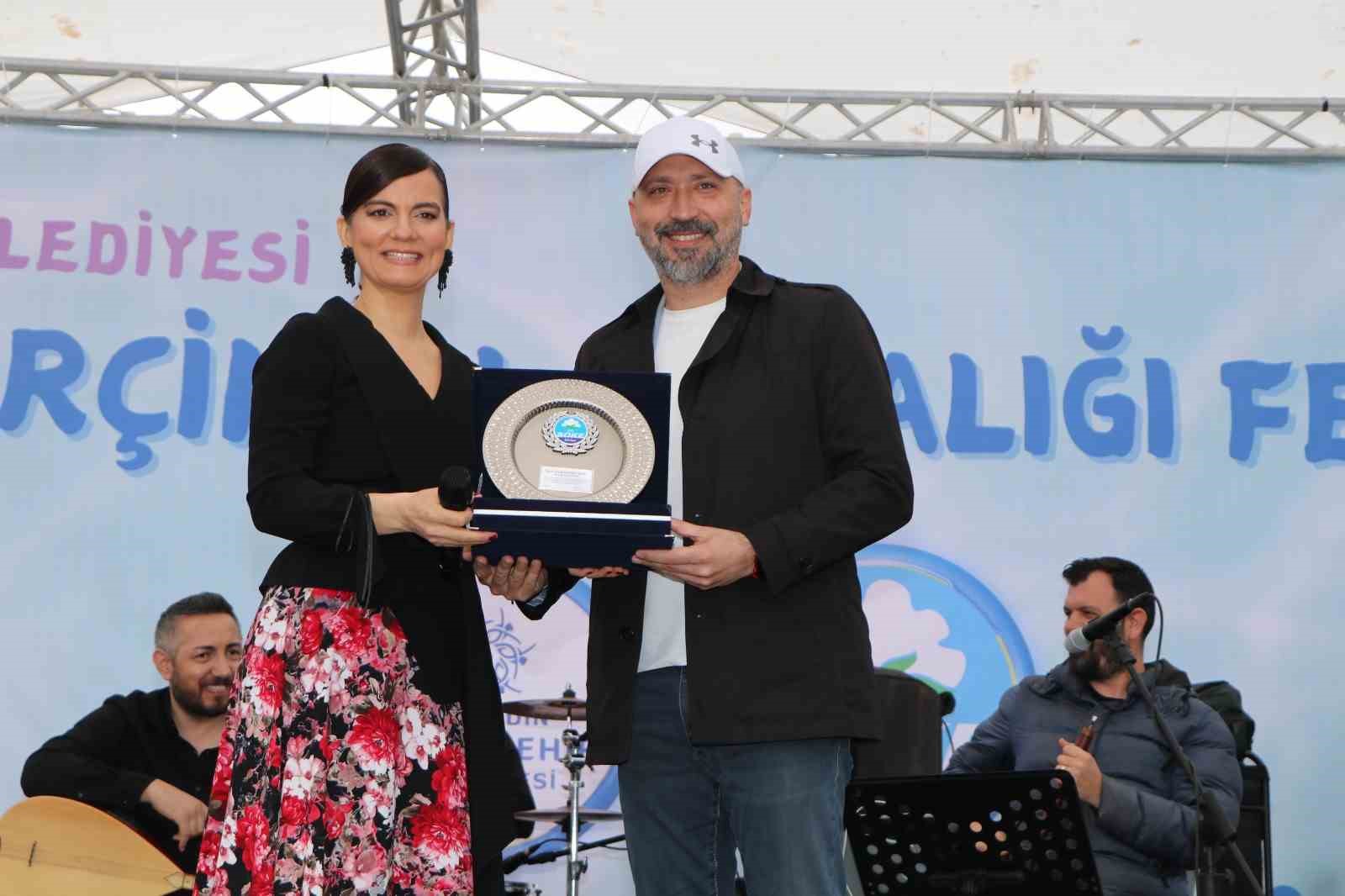 sokede-festival-coskulu-basladi