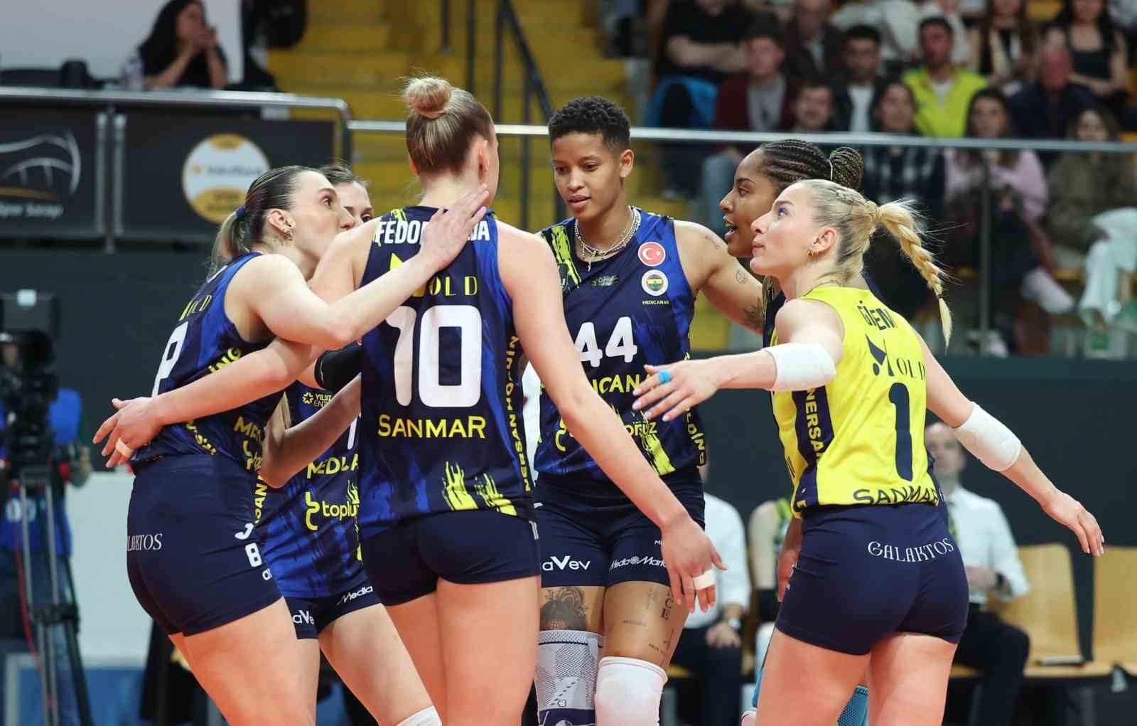 sultanlar-ligi-v-bank-3-fenerbahce-1