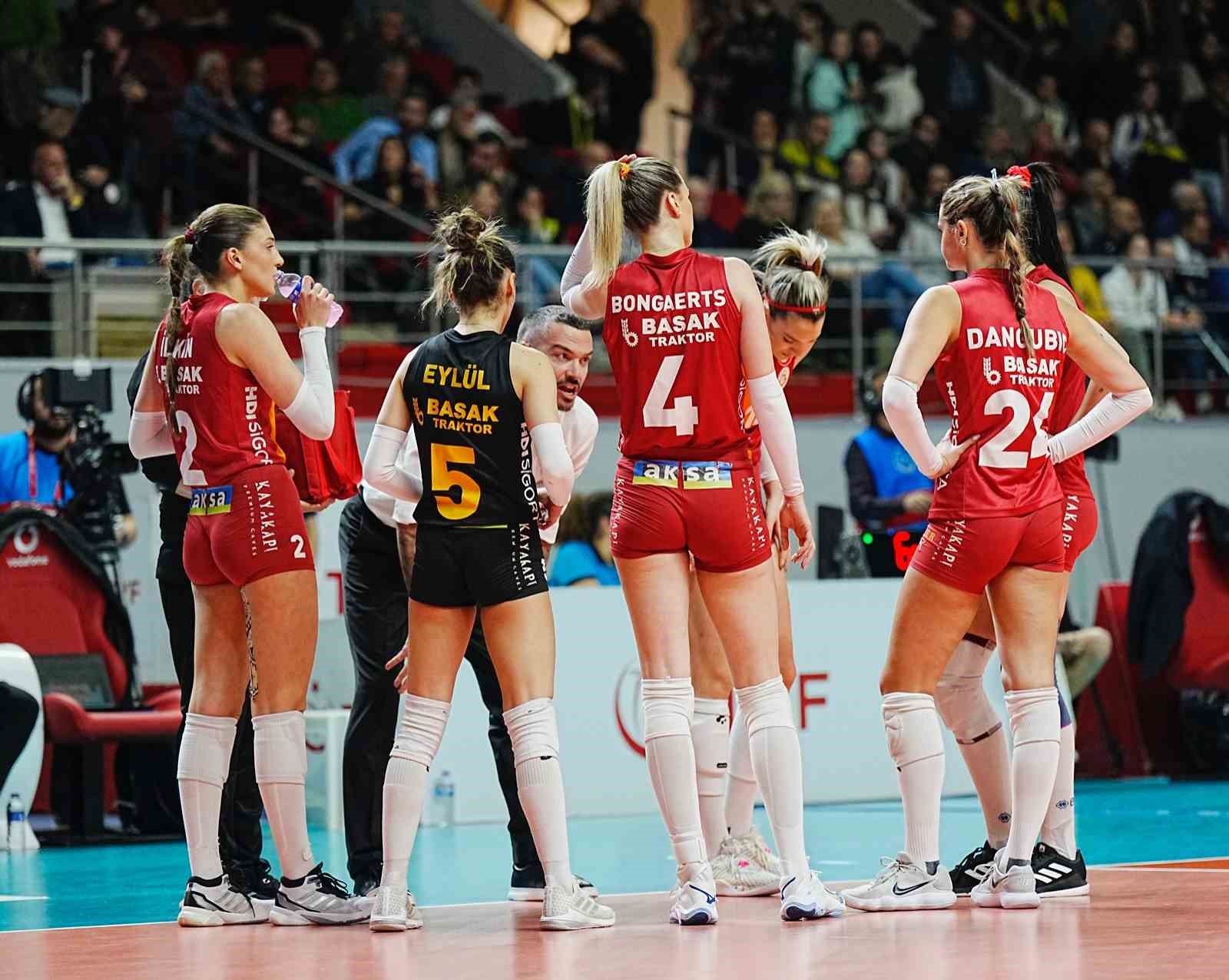 sultanlar-liginde-ikinci-finalist-fenerbahce