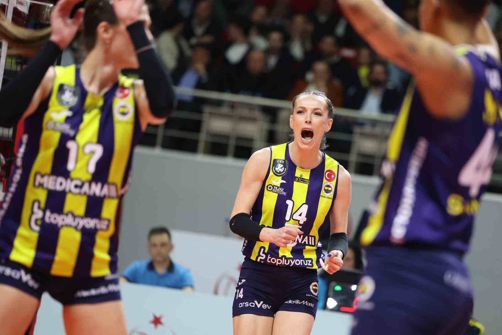 sultanlar-liginde-ikinci-finalist-fenerbahce