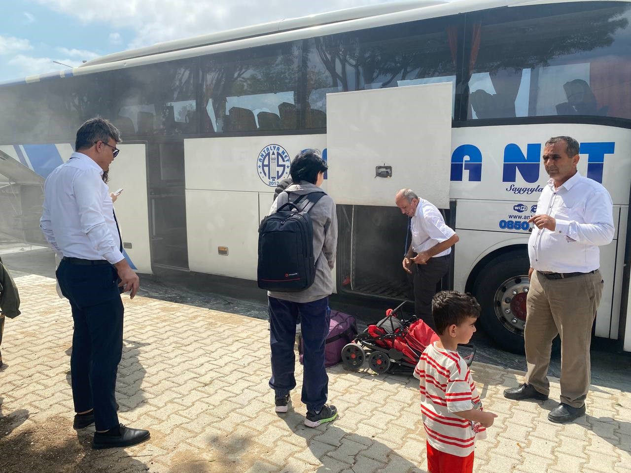 yedek-surucunun-dikkati-otobus-yanginini-onledi