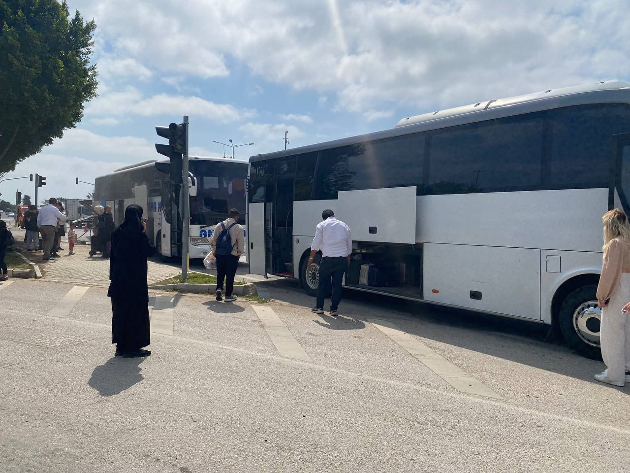yedek-surucunun-dikkati-otobus-yanginini-onledi